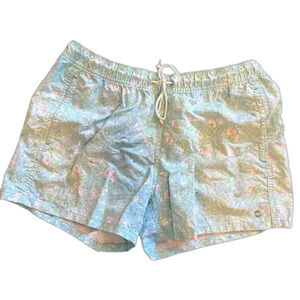 VINEYARD VINES shorts! 🐳